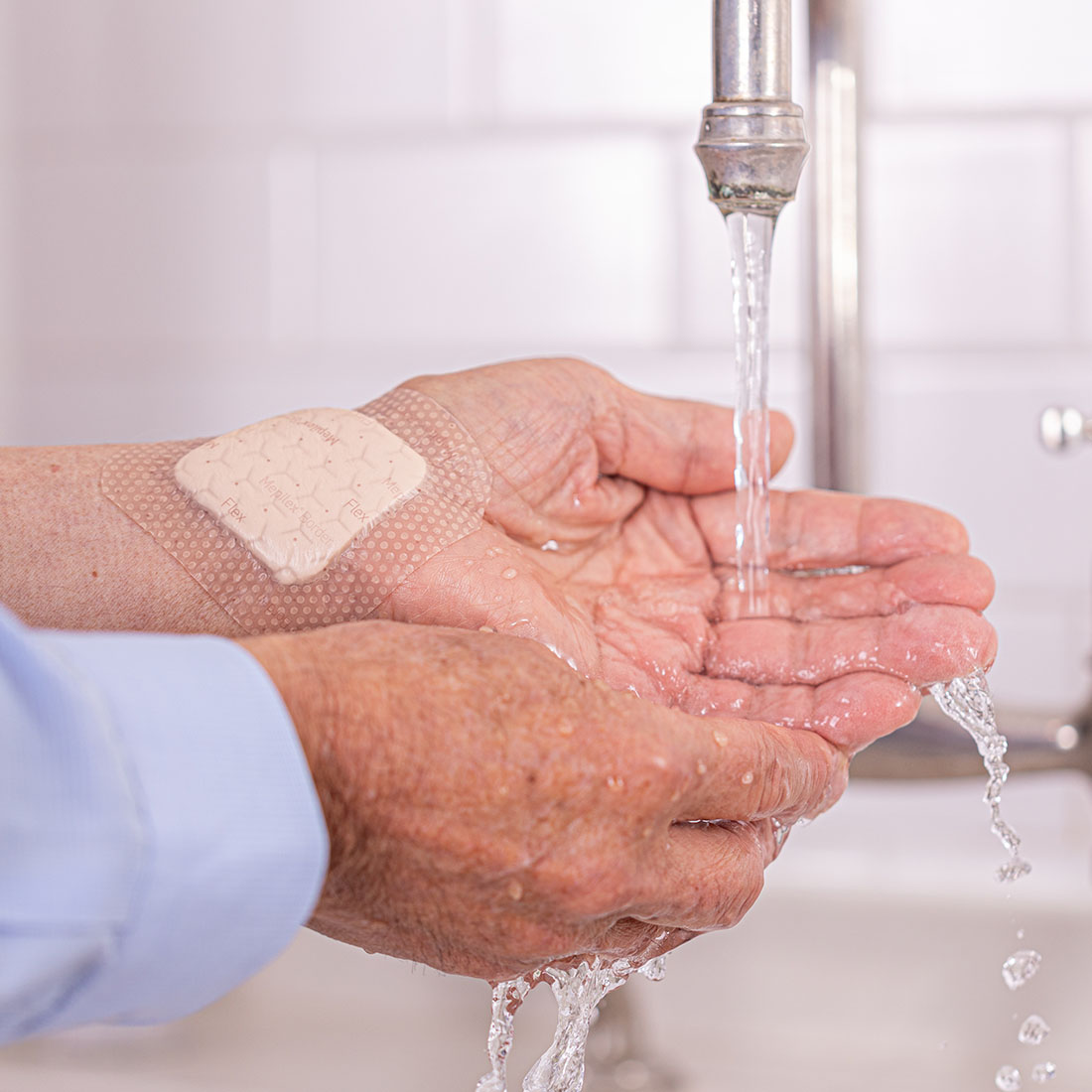 Curativo de Espuma 5 Camadas Mepilex Border Flex - Imagem 4